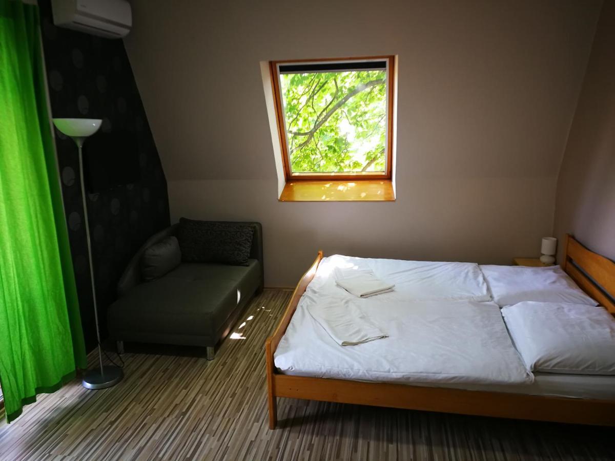Hotel Tornyos Panzió és Étterem Mátrafüred Esterno foto